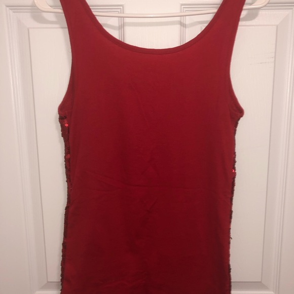 NWOT Old Navy Red Sequin Glitter Top - Picture 3 of 3